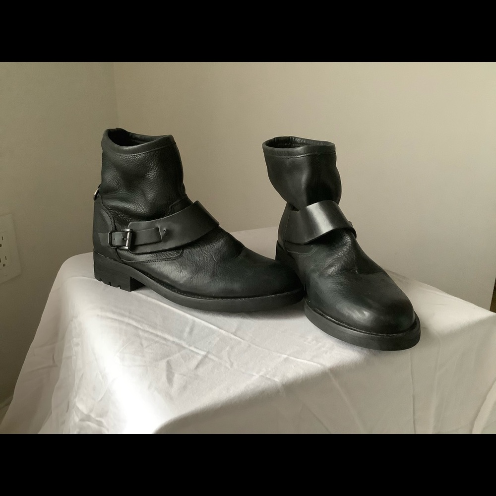 Hudson London Mac Buckle Booties